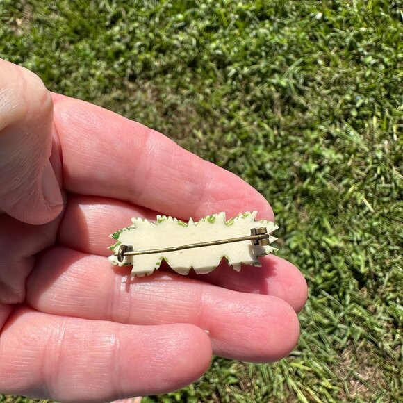 Antique Carved Celluloid Rose Floral Brooch - Picture 9 of 12